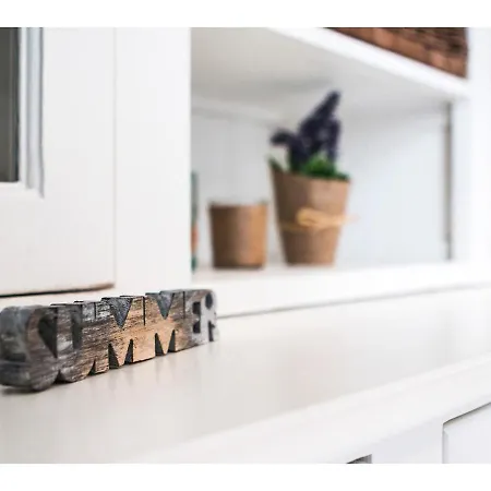 Lemon Tree Apartment Split