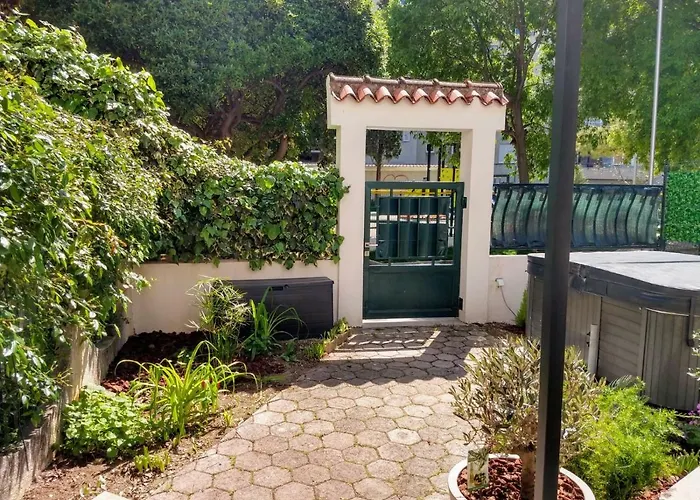 Lemon Tree Апартаменты