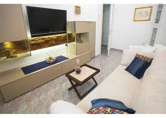 Lemon Tree ספליט